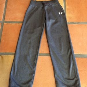 Under Armour girls sweat pants Sale today