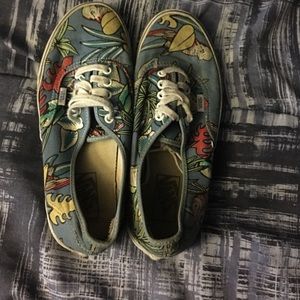 Hawaiian custom vans
