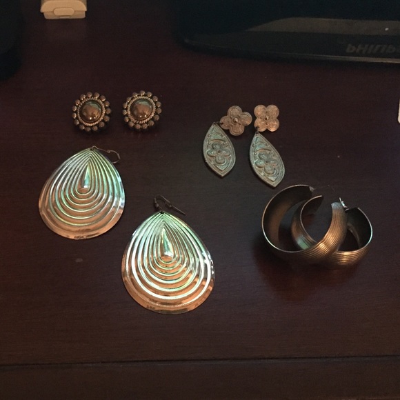 Asst of earrings, sold as a package
