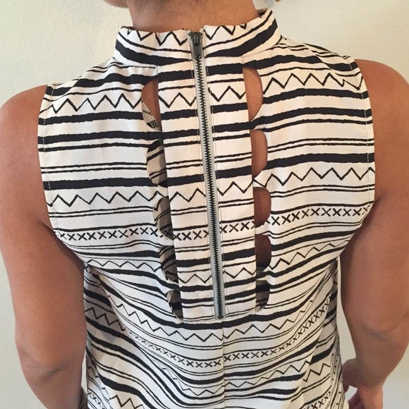 BCBGeneration Printed Dress - Picture 2 of 3