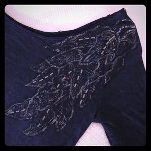 Crew-neck, long sleeve graphic tee