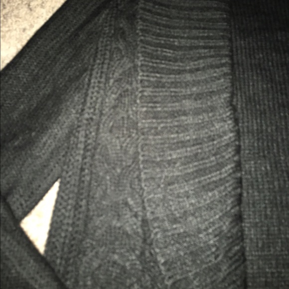 Knit sweater - Picture 2 of 3