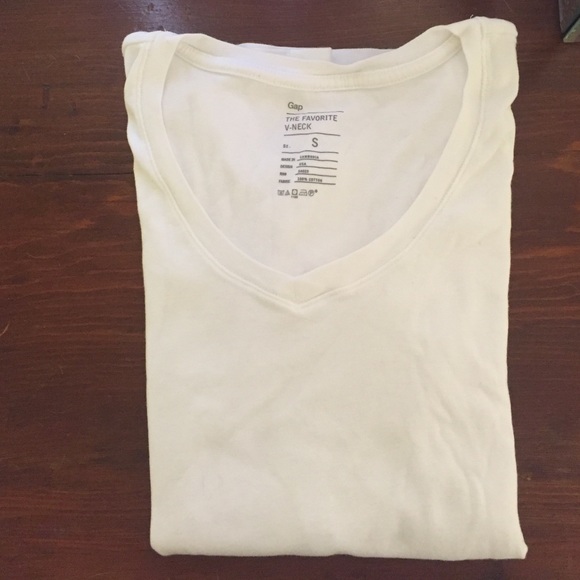 Gap The Favorite V Neck