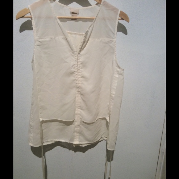 H&M sheer shirt. - Picture 2 of 3