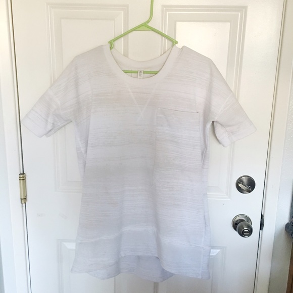 Lulu Lemon short sleeve huge pocket sweater tunic