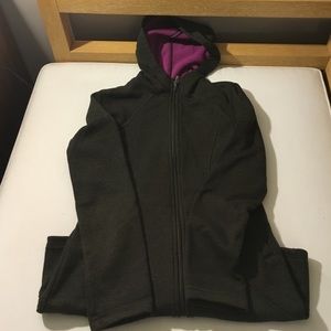 Pre-owned Athleta sweater.