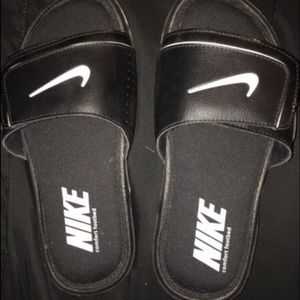 Nike slides