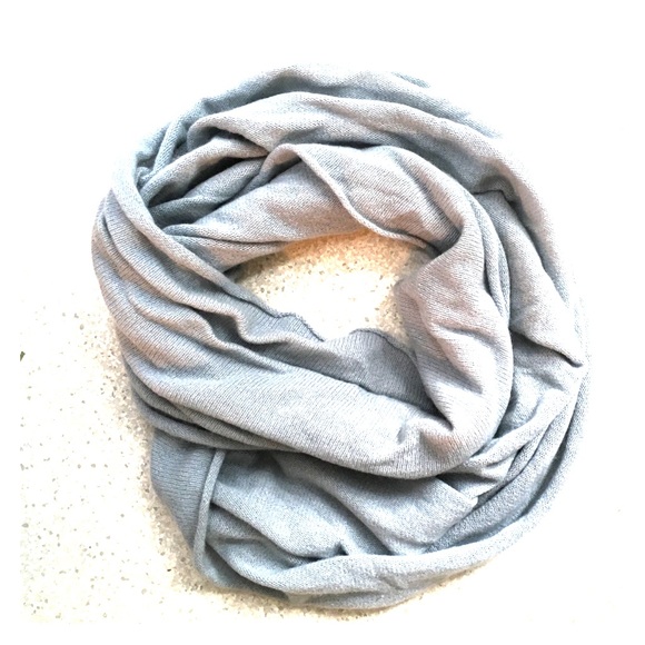 Cashmere scarf