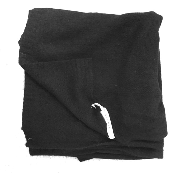 Cashmere black scarf