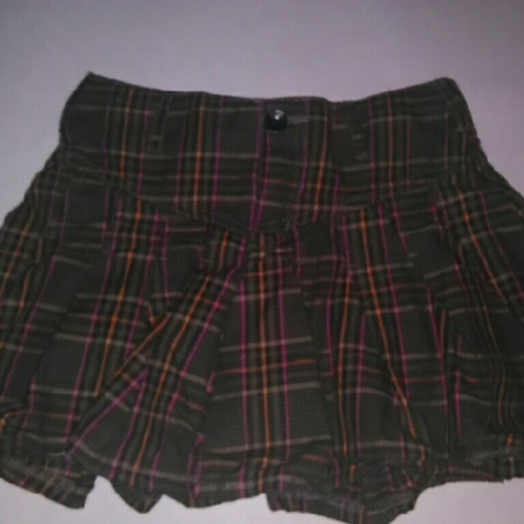 Children's brown and pink plaid skort