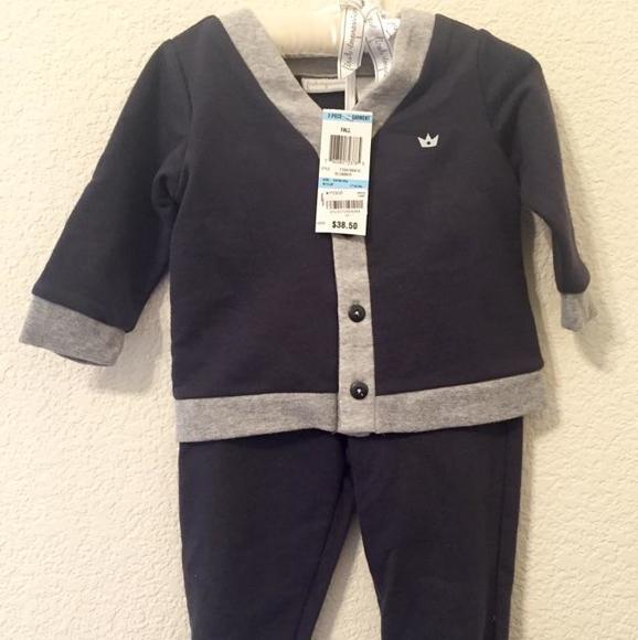 👮Navy color very cute jacket with pants.👮