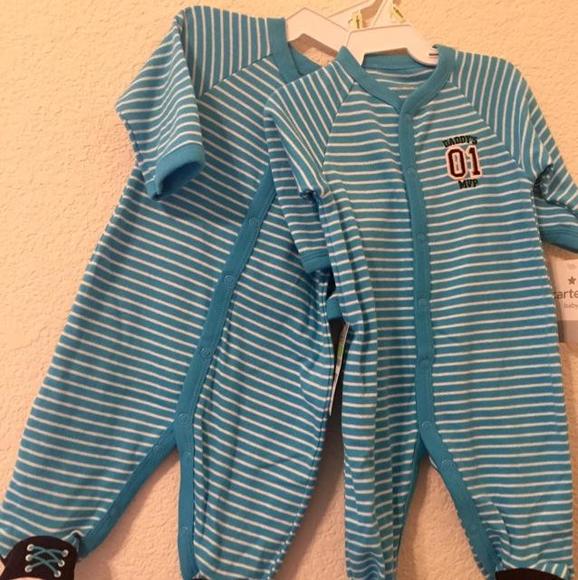 2 infant body suit for twins.