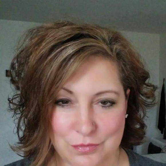 Meet your Posher, Kandee
