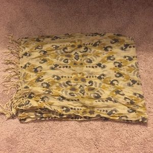 NWOT Rock Flower Paper scarf