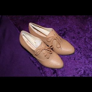B.A.I.T. Heeled oxfords