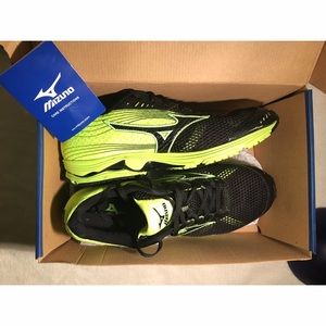 Mizuno - Wave Sayonara 3 - Men's 11.5