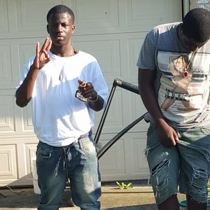 Meet your Posher, Geno