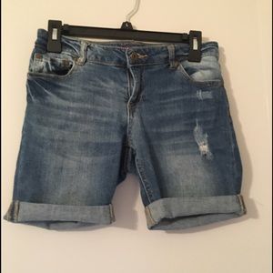 Arizona midi jeans size 12 1/2 (women's 6)