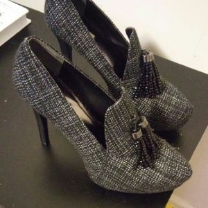 Simply Vera Wang pumps