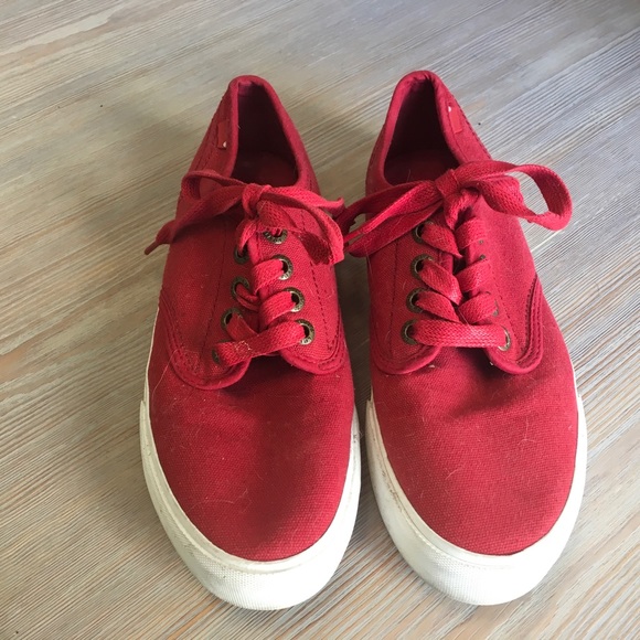 Levi's Other - Levi's Men's Red Canvas Sneakers Size 8