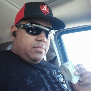 Meet your Posher, Carlos