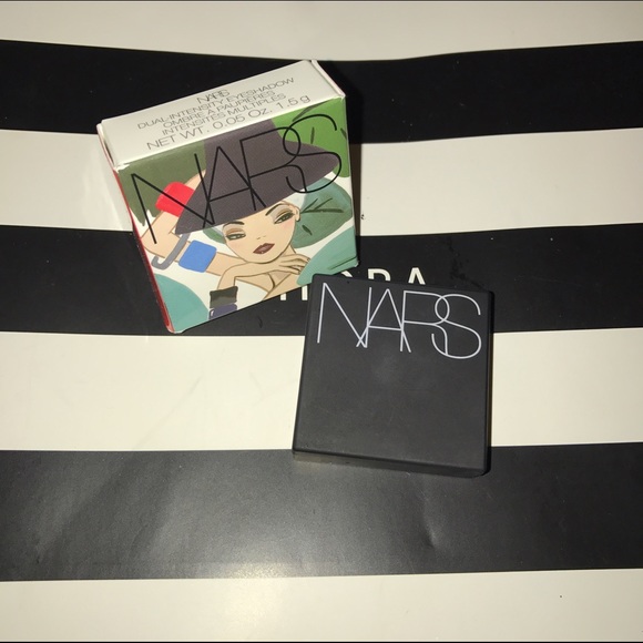 Limited edition NARS eyeshadow - Picture 3 of 3