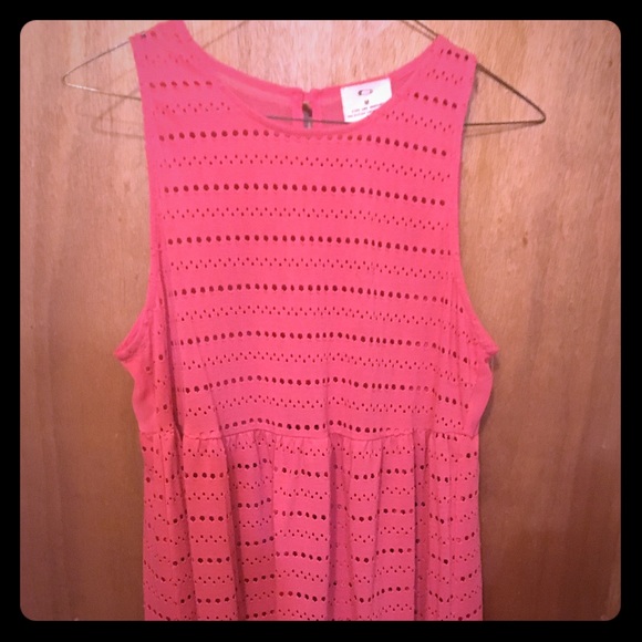 Pink flowy tank top with polka dot pattern