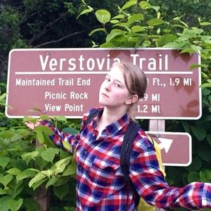 Meet your Posher, Elizabeth