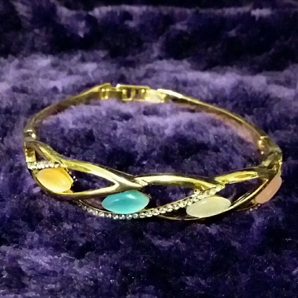 Colorful opals 18K gold plated Bangle bracelet - Picture 2 of 3