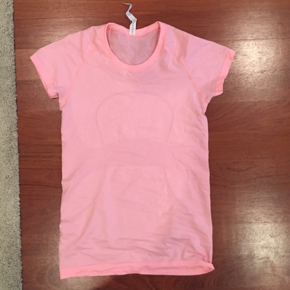 Short sleeve lululemon
