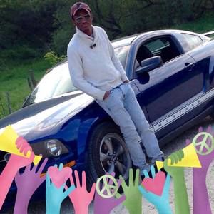 Meet your Posher, Oumar