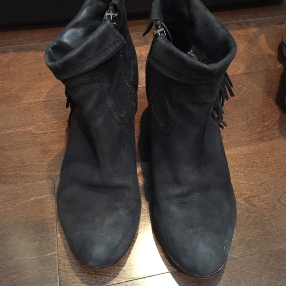 Sam Edelman fringe booties!