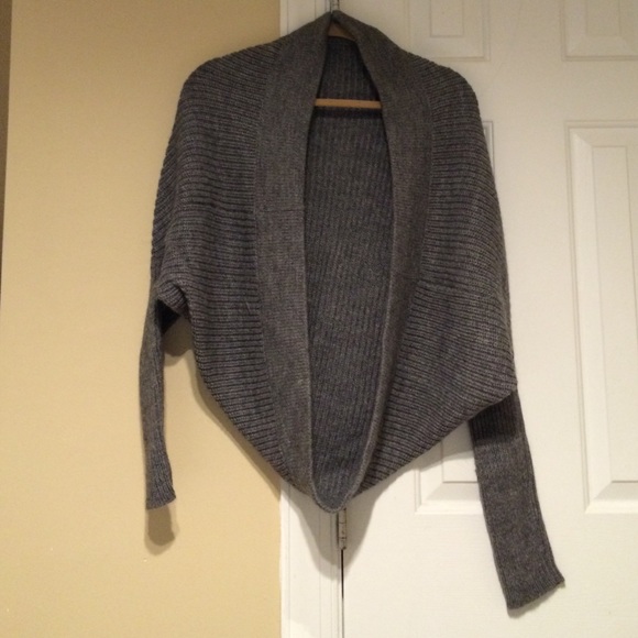 Club Monaco Knit Sweater Shrug. Size XS/S.