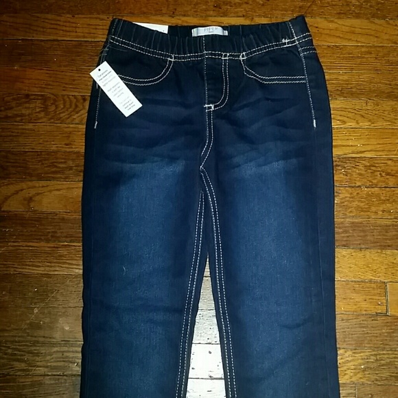 Girls size 7 jegging's
