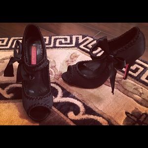 Betsey Johnson cocktail heels