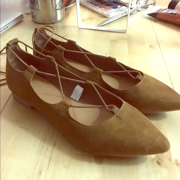 Mossimo Brown/Tan Lace-up Ballet Flats Sz 6.5
