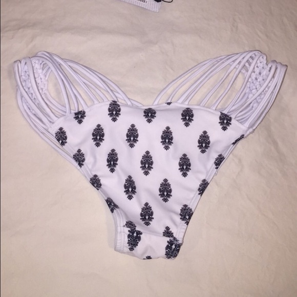 Bikini bottom (cheeky) - Picture 2 of 2