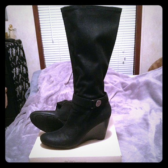 #BlackFridaySale BCBG Strech Boots!