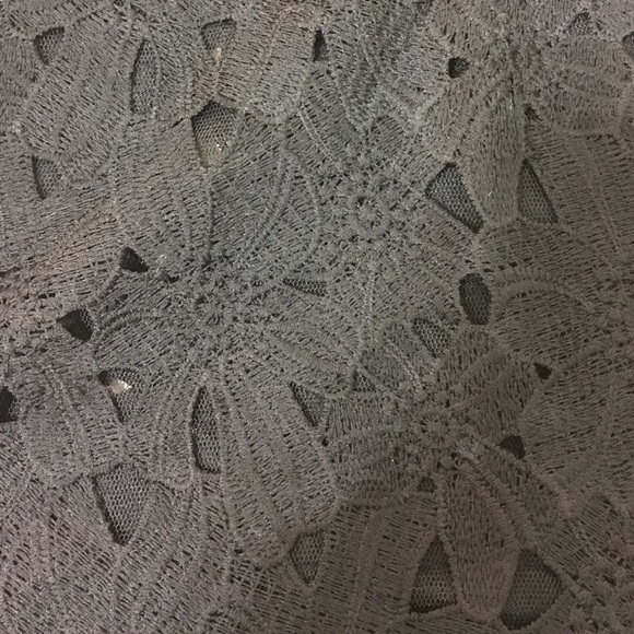 Shirt - Picture 2 of 3