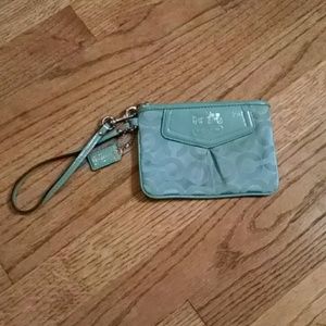Wristlet