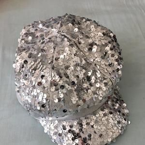 Sequin Justice hat ONE SIZE 🎉NWT🎉
