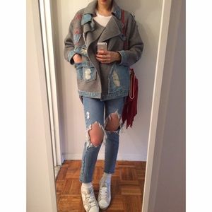 Distressed ankle  jeans