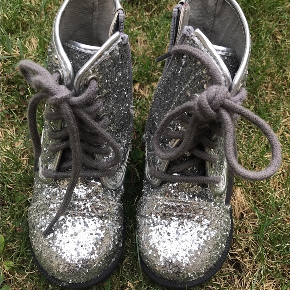 Sliver glitter boots