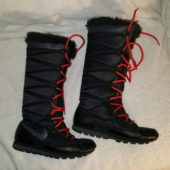 Nike Winter Hi Size 10