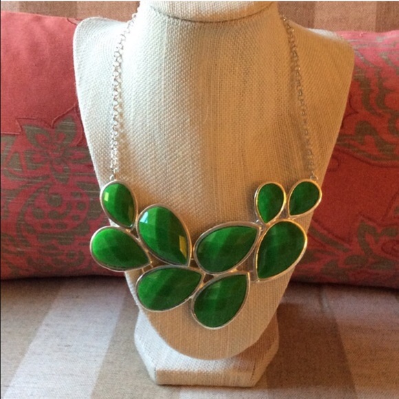 Green Unique Statement Necklace