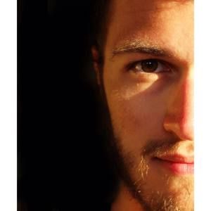 Meet your Posher, Casey