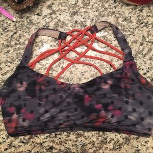 Lululemon Free To Be sports bra