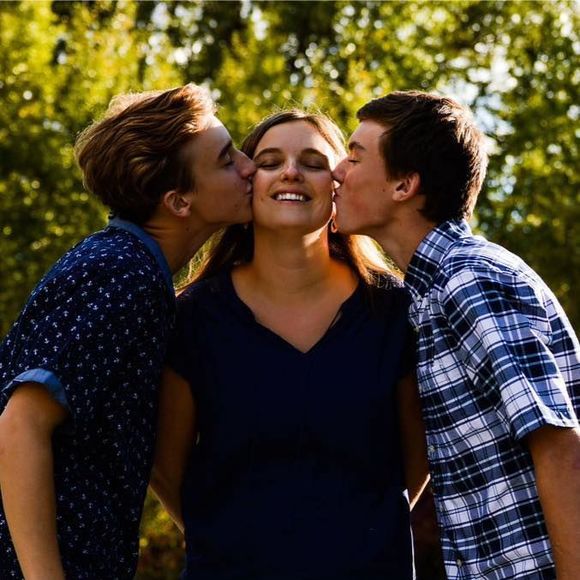 Meet your Posher, Ativa