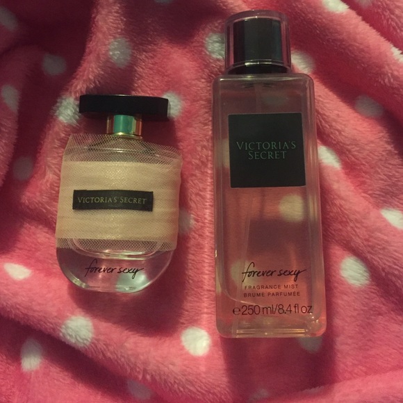 Forever Sexy 1.7 oz perfume & 8.4 oz mist 💋