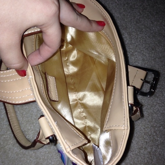 Xoxo Purse - Picture 4 of 4